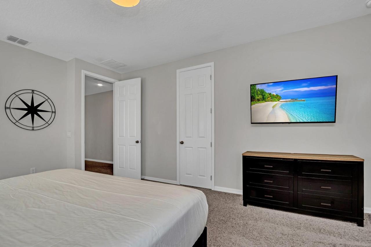 Modern Villa Wprivate Pool&Spa, Free Water Park オーランド エクステリア 写真